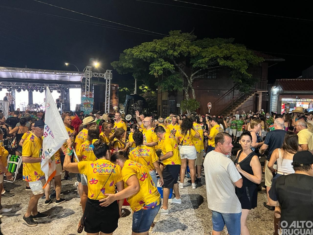 Carnaval Regional de Iraí segue até segunda-feira