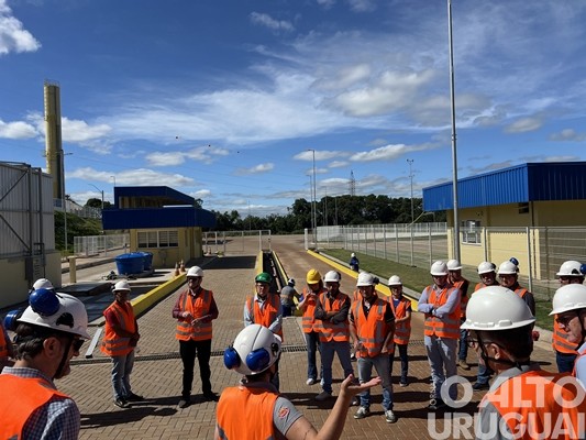 JBS apresenta a estrutura da fábrica de ração em Seberi