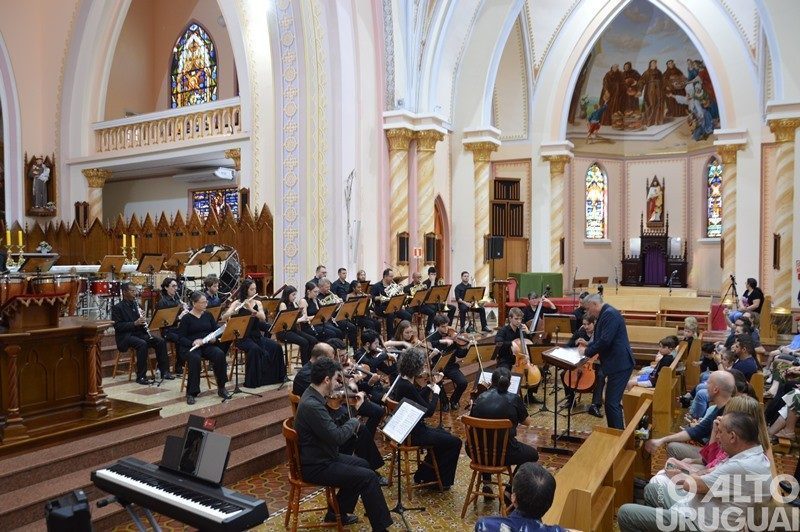 UFSM-FW celebra 18 anos com apresentação da Orquestra Sinfônica
