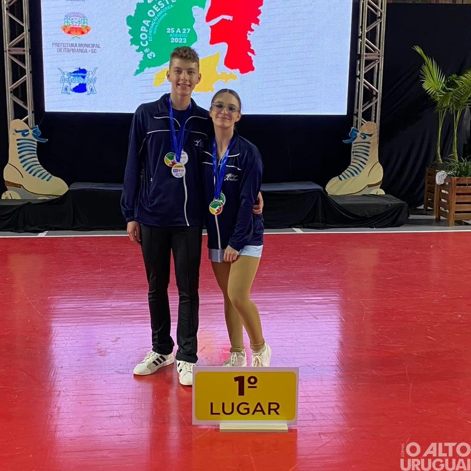 Magia da Patinação conquista 20 medalhas na Copa Oeste