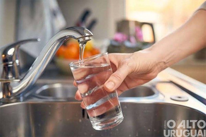 Abastecimento de água em 13 bairros se normaliza à tarde em Palmeira das Missões