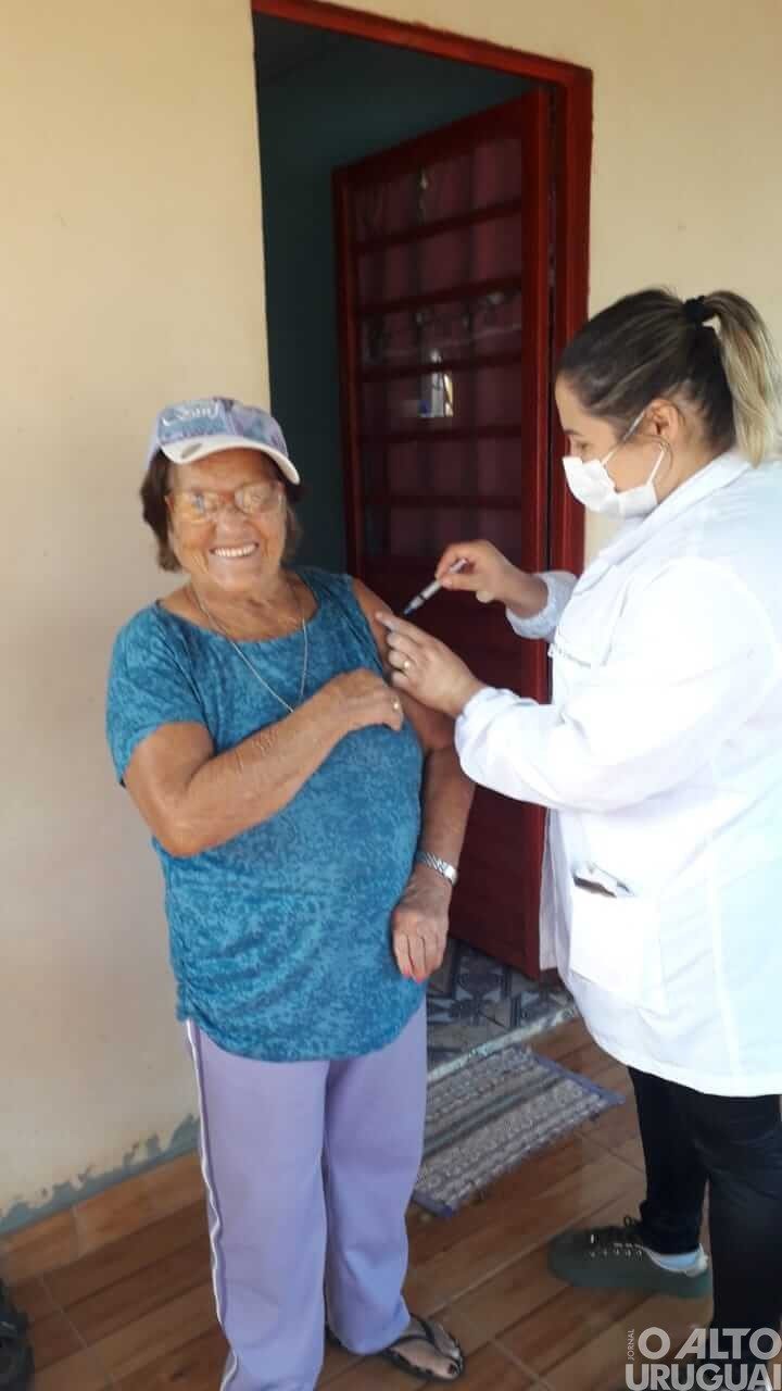 Pinhal: vacinação contra a Covid-19 chega à 40% da população
