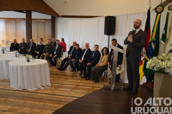 Câmara de Vereadores de Seberi homenageia pioneiros