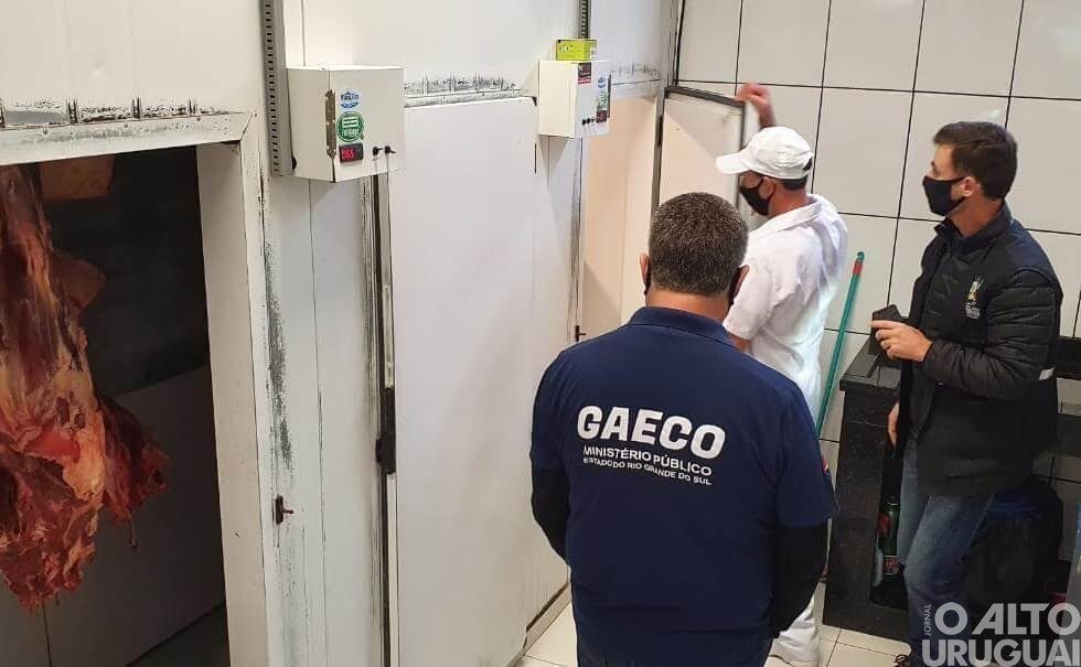 Fiscalização apreende 350 quilos de alimentos em estabelecimentos de Alpestre
