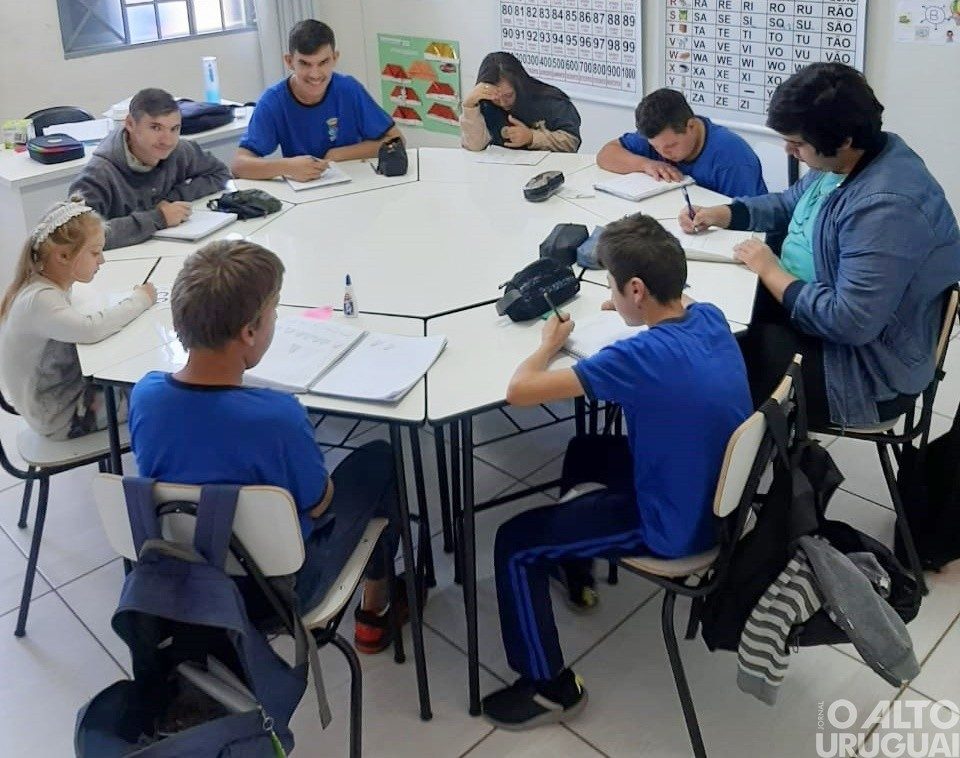 Nova metodologia é implantada na educação especial de Rodeio Bonito