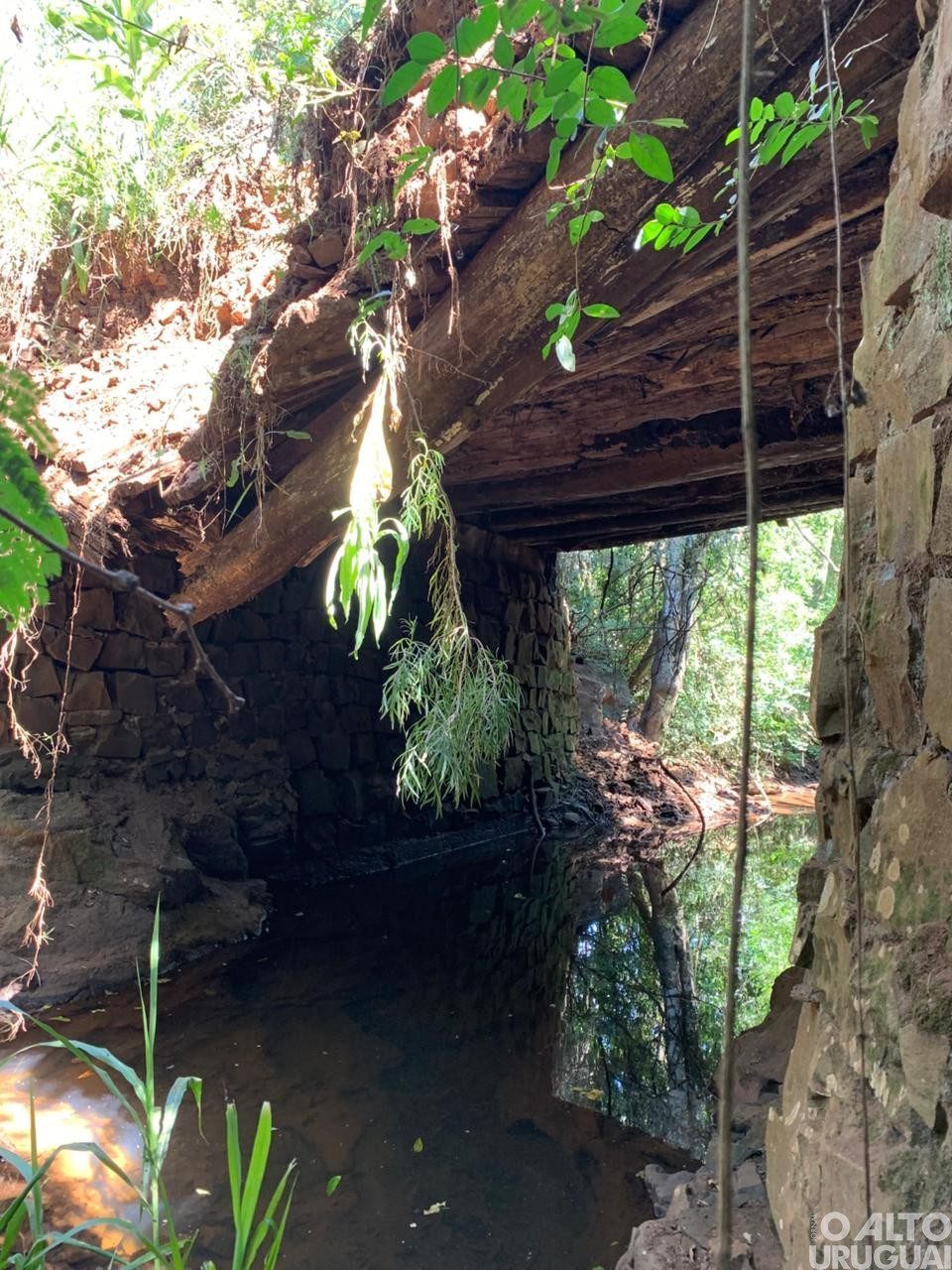 Ponte entre Castelinho e Linha Getúlio Vargas precisará ser reconstruída