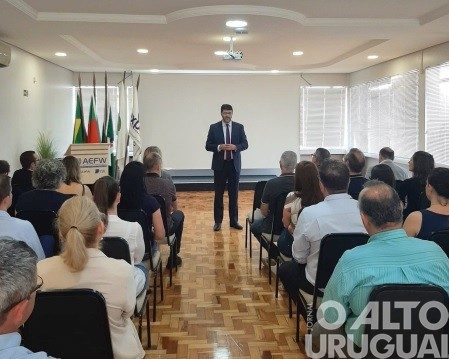 AEFW recebe o desembargador-presidente do TRT da 4ª Região