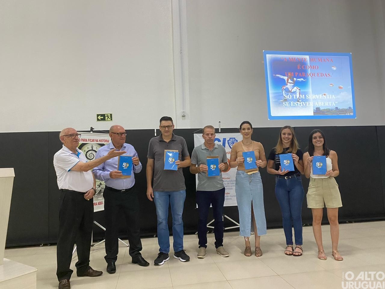 Altair Savoldi lança livro em Rodeio Bonito