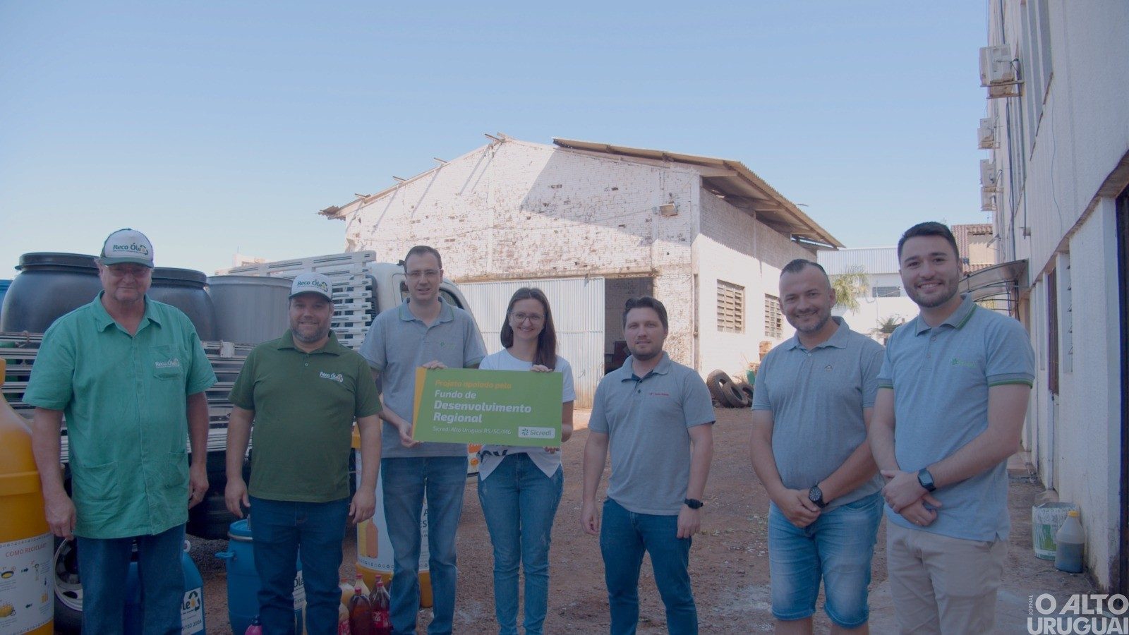 Projeto de descarte de óleo vegetal e gordura animal recebe apoio do Sicredi