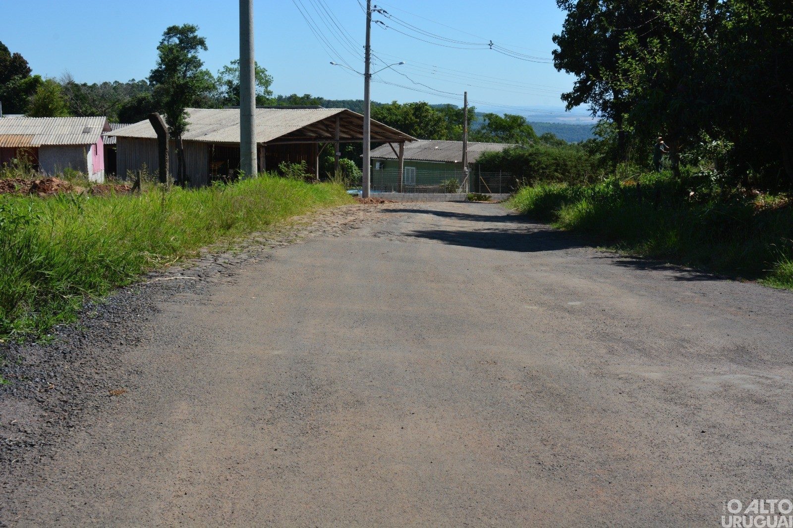 Prefeitura de FW realiza melhorias no acesso à linha Santos Anjos