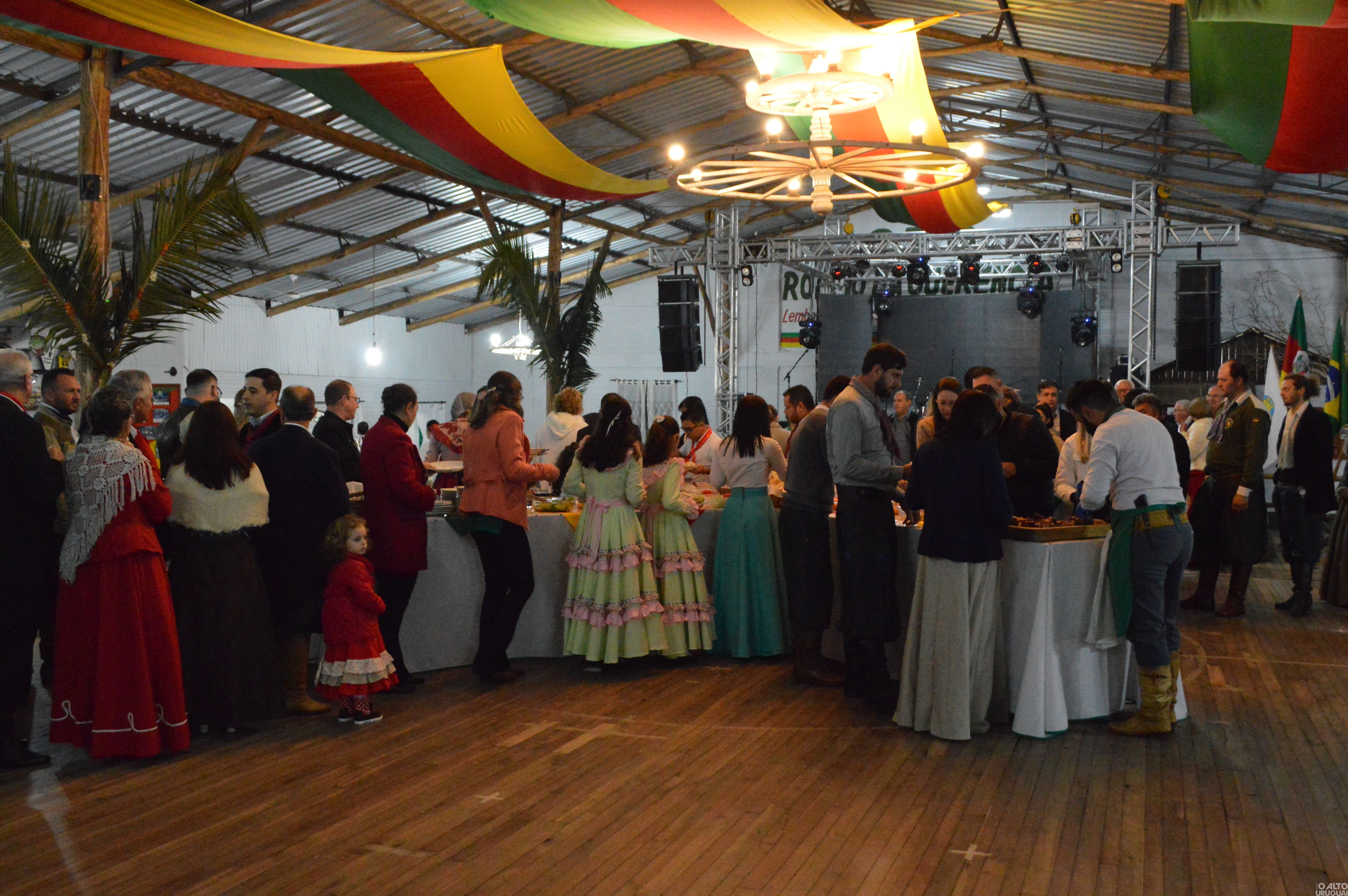 CTG Rodeio da Querência celebra 50 anos com jantar-fandango