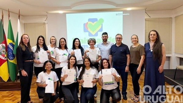 Formatura marca qualificação de agentes de saúde e endemias em FW