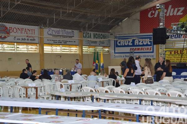 Palestra-show com Otélio Drebes reúne mais de 600 pessoas em Seberi