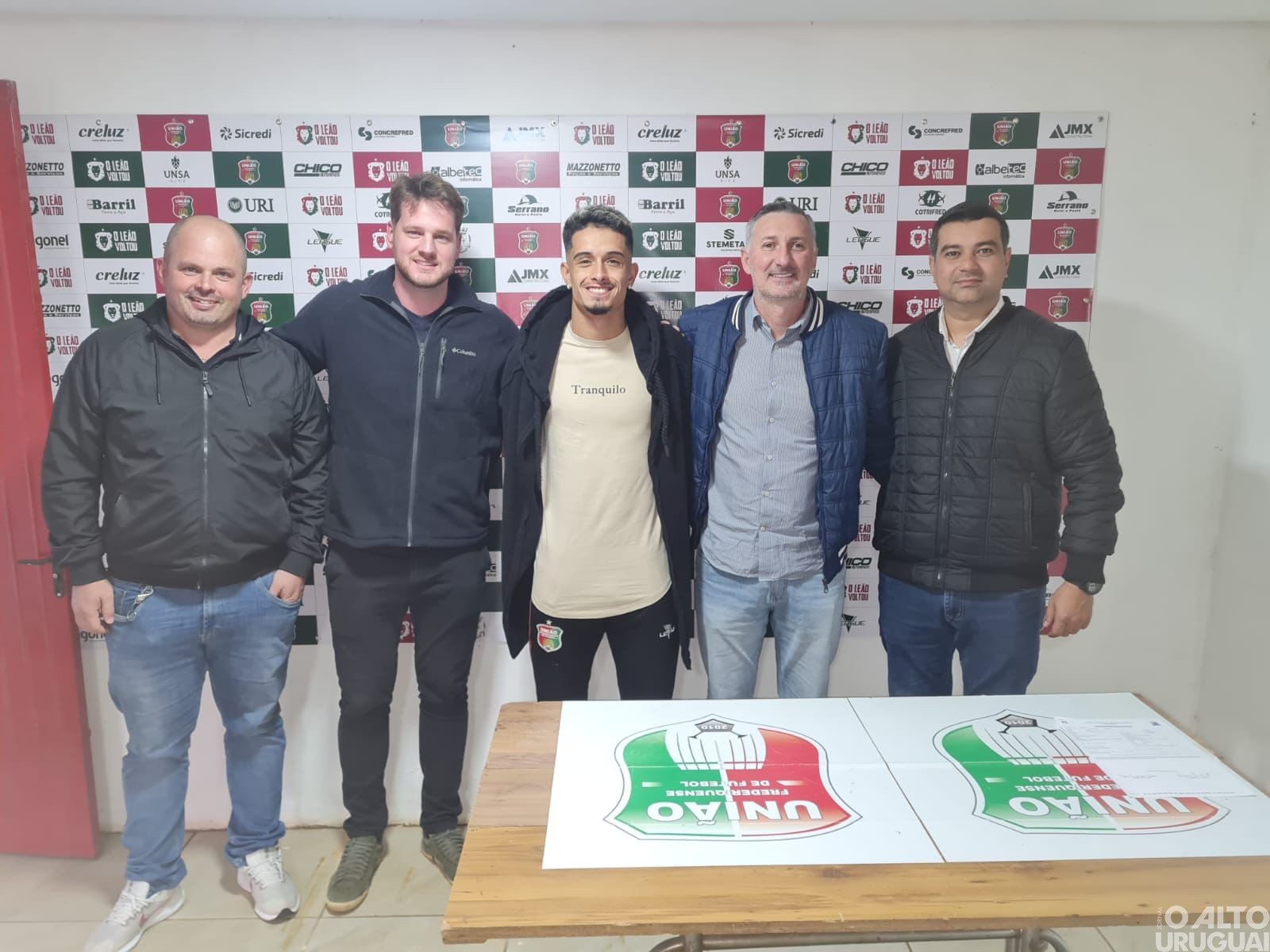 União-FW prorroga contrato com Felipe Rangel