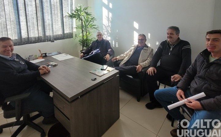 Municípios discutem construção de ponte entre Caiçara e Frederico Westphalen