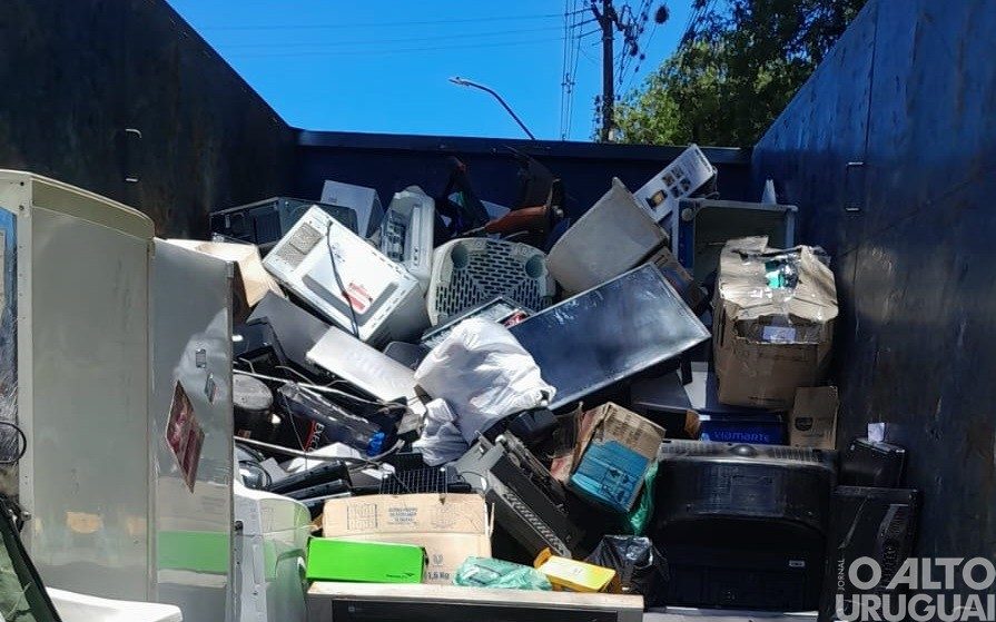 FW promove recolhimento de lixo eletrônico