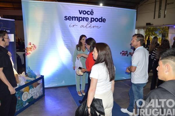 Palestra-show com Otélio Drebes reúne mais de 600 pessoas em Seberi