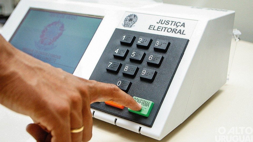 Eleitores já podem solicitar transferência temporária para votar