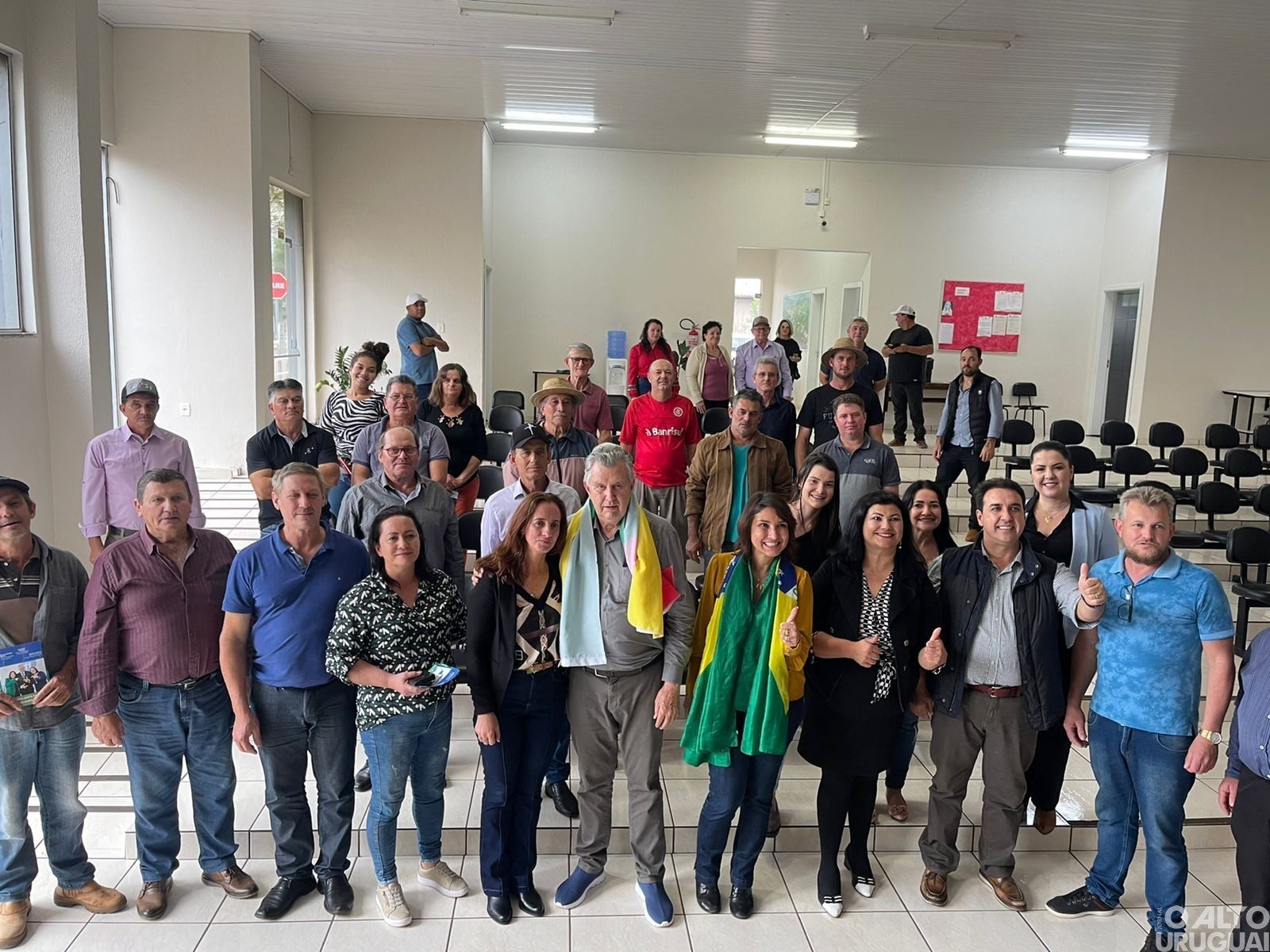 Heinze participa de reunião em Cristal do Sul