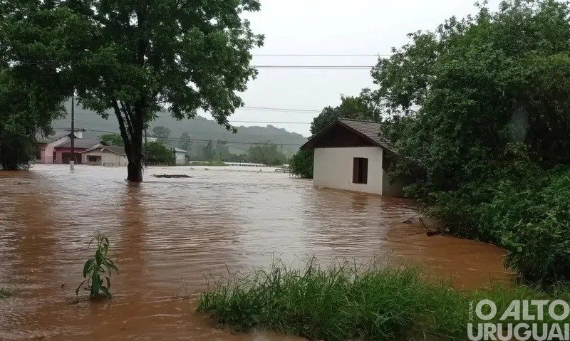 RS enfrenta maior episódio de chuva extrema desde as enchentes de maio