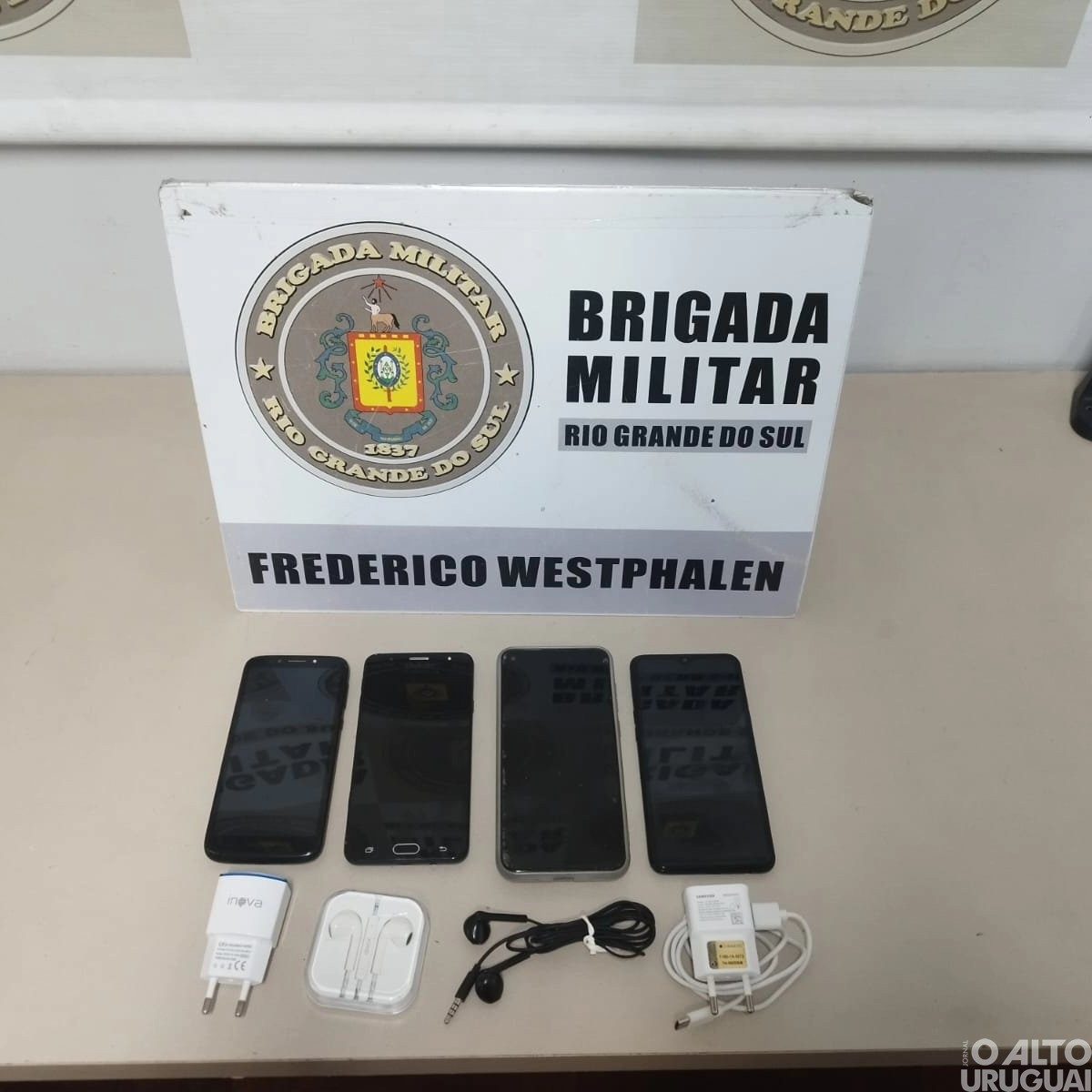 BM evita arremesso de celulares no pátio do Presídio de FW
