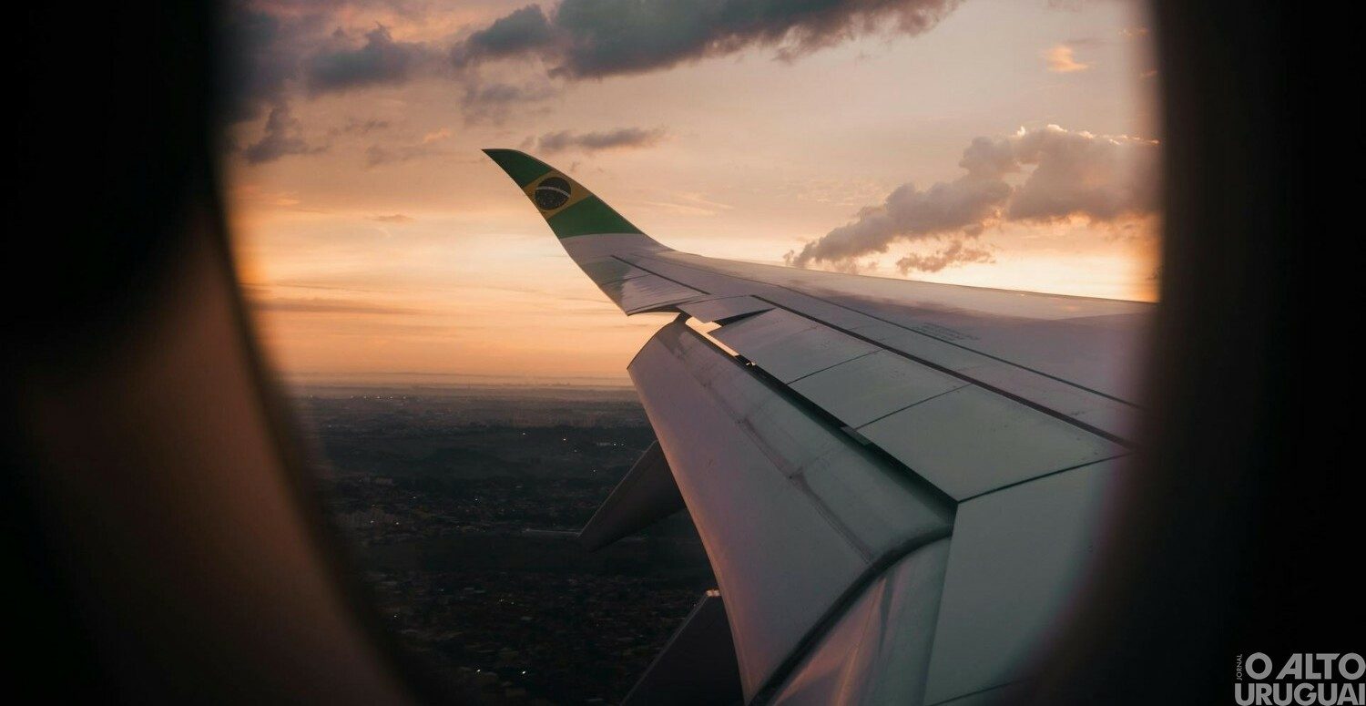 Aposentados poderão comprar passagens aéreas por até R$ 200