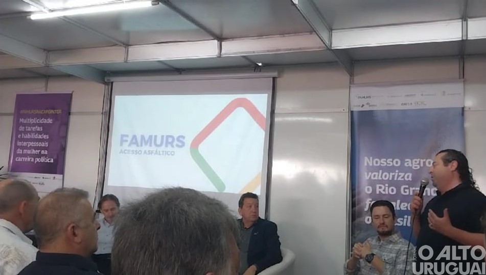 Prefeitos da região participam da Assembleia da Famurs
