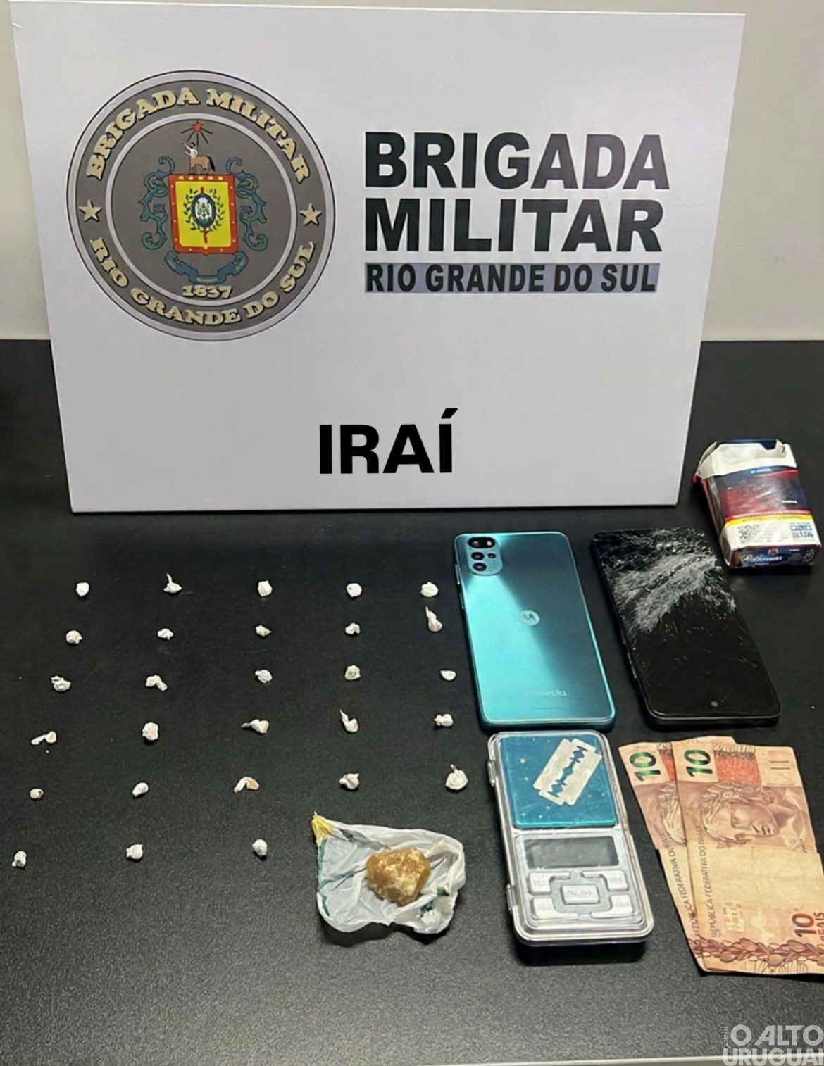 Brigada Militar apreende adolescente com drogas em Iraí