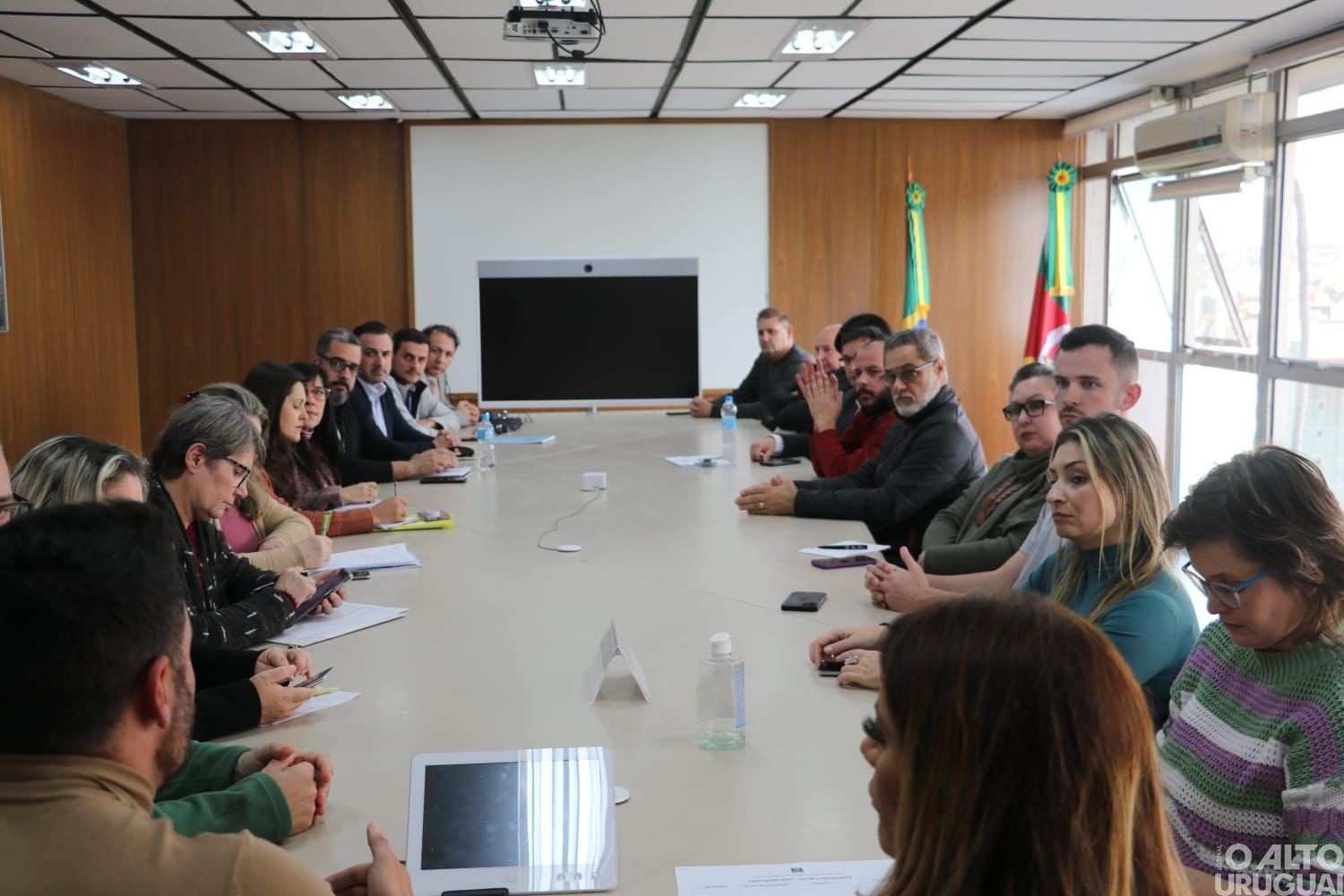Iraí participa de reunião com lideranças do Estado
