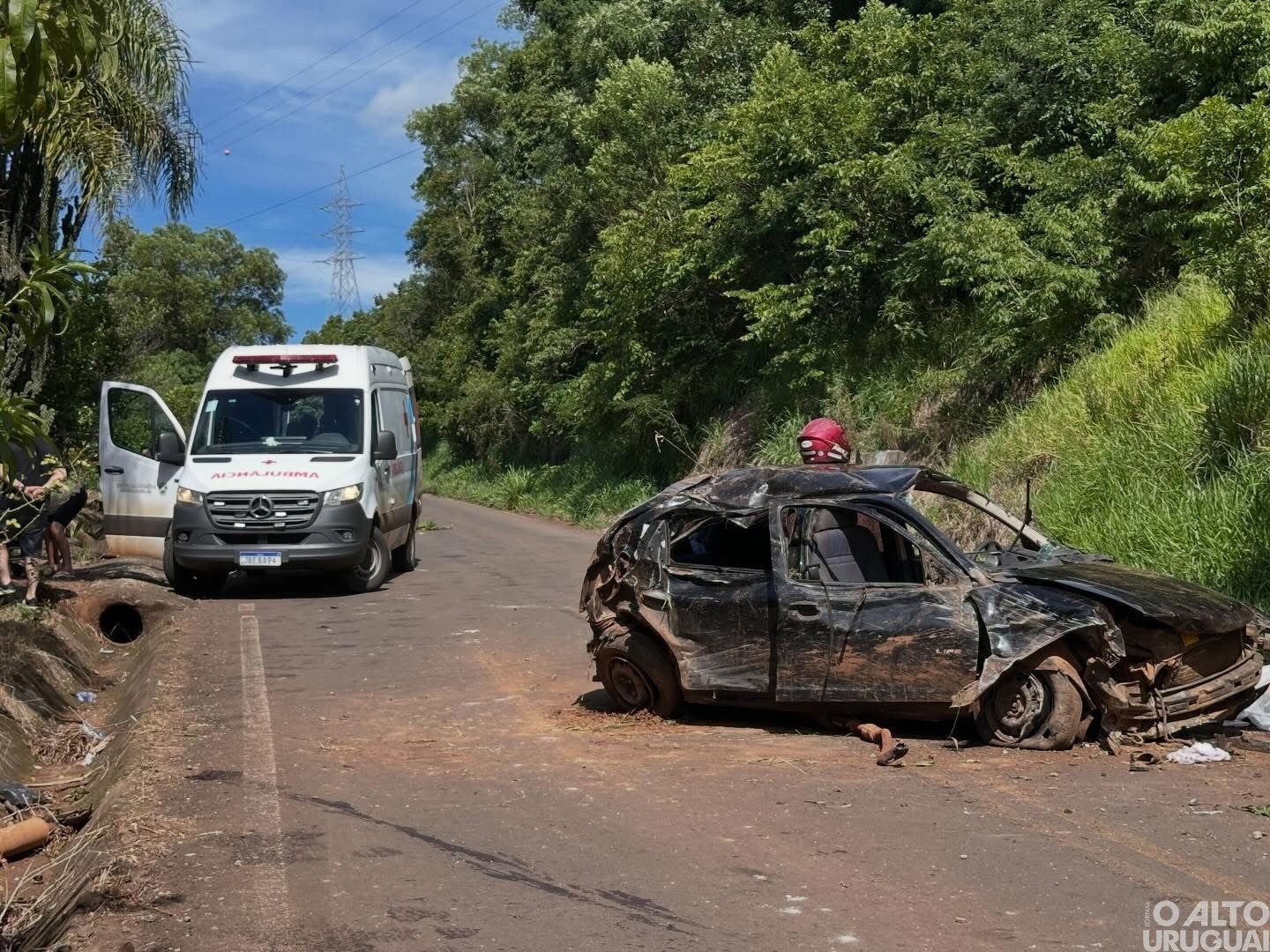 Acidente na ERS-591 deixa um morto e quatro feridos em Ametista do Sul