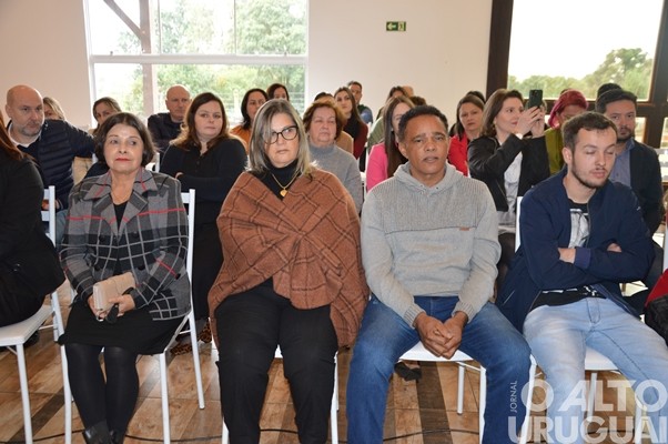 Câmara de Vereadores de Seberi homenageia pioneiros