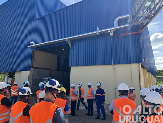 JBS apresenta a estrutura da fábrica de ração em Seberi