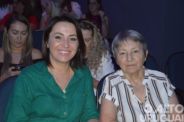 Mais de 800 pessoas participam de palestra com Leila Ama em FW