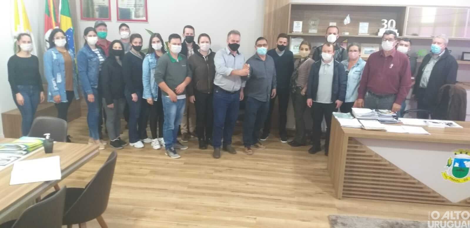 Pelisari assume como prefeito em exercício de Pinhal