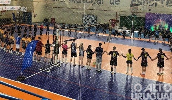 Jogadora de vôlei de FW é atingida por disparo de arma de fogo em Palmeira das Missões