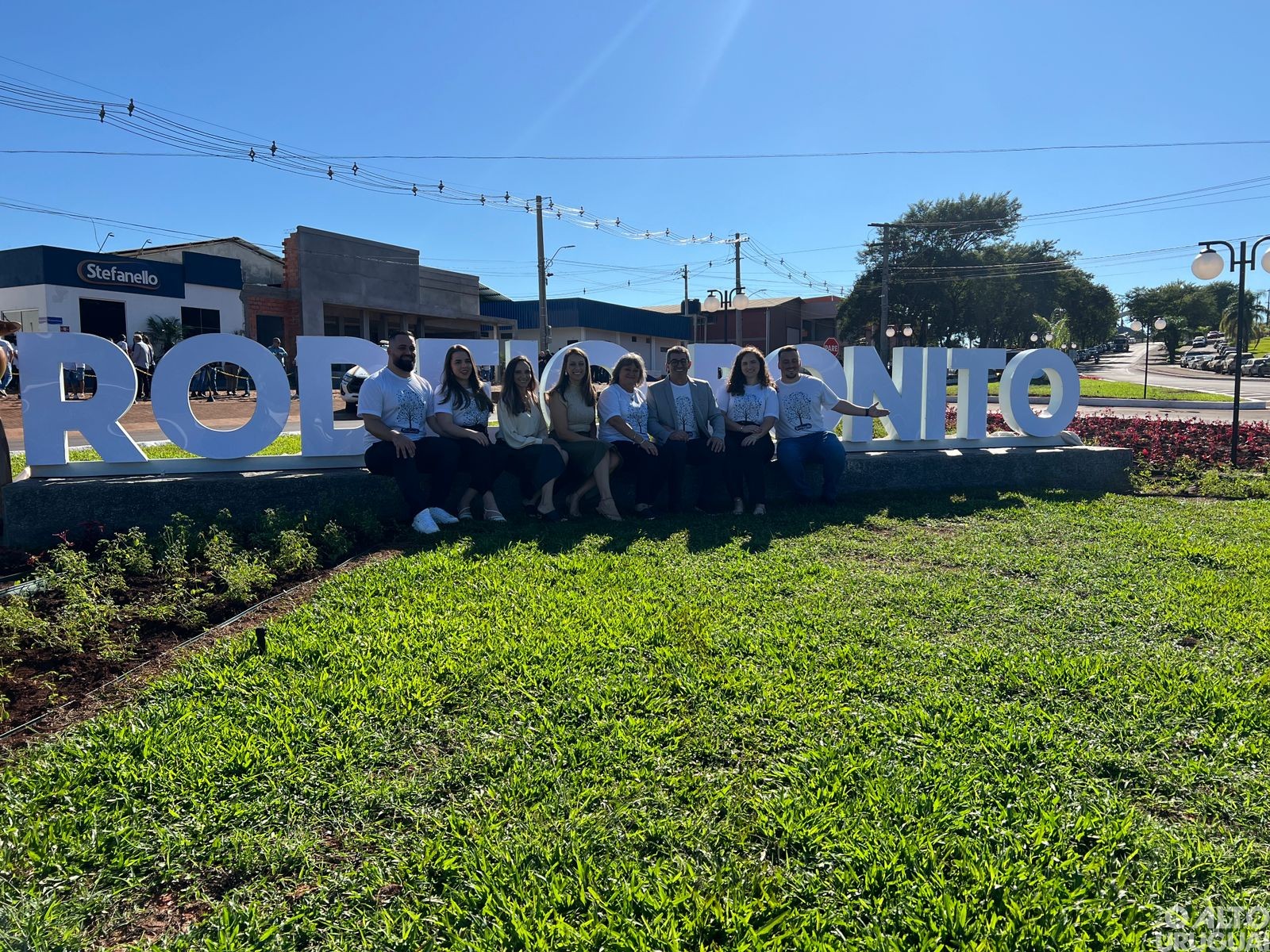Entrega da revitalização do trevo é realizada em Rodeio Bonito