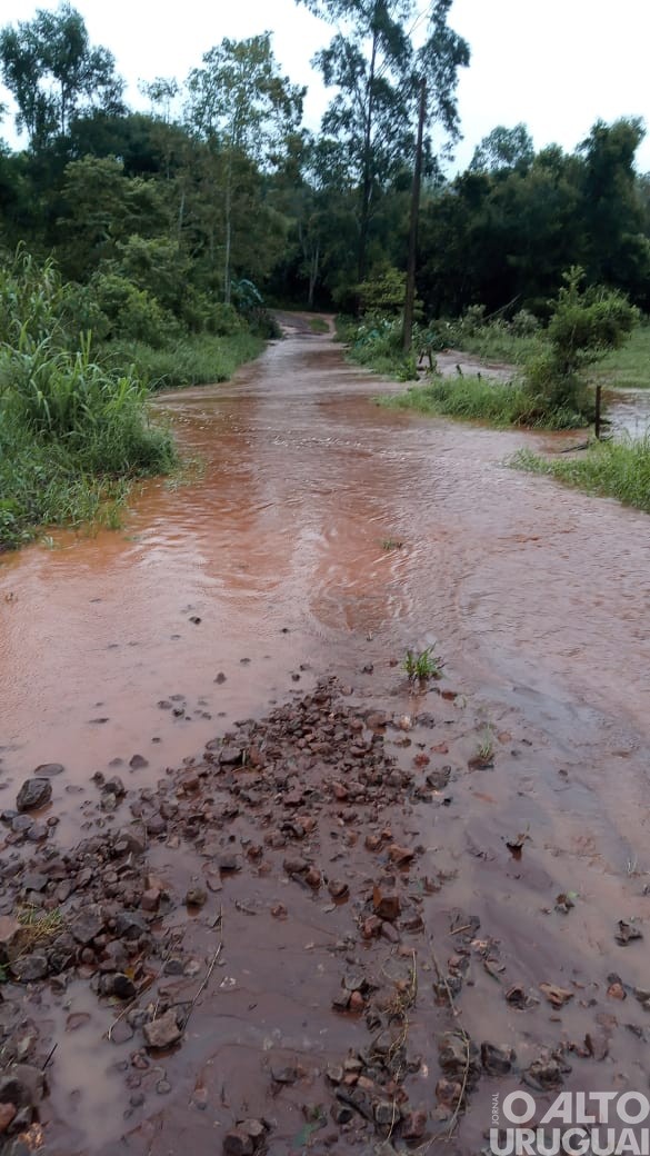 Municípios da região contabilizam estragos em estradas do interior