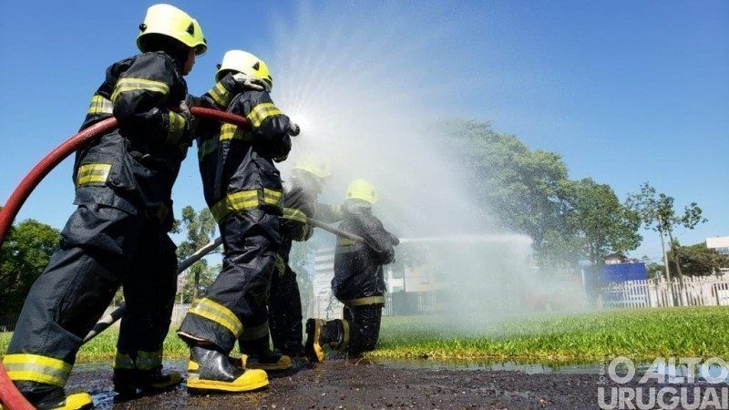 Estado abre edital para concurso de soldado do Corpo de Bombeiros