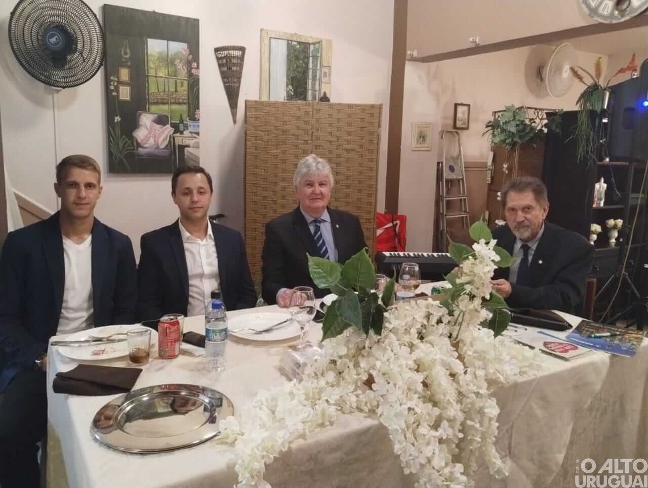 Adhonep realiza encontro no município