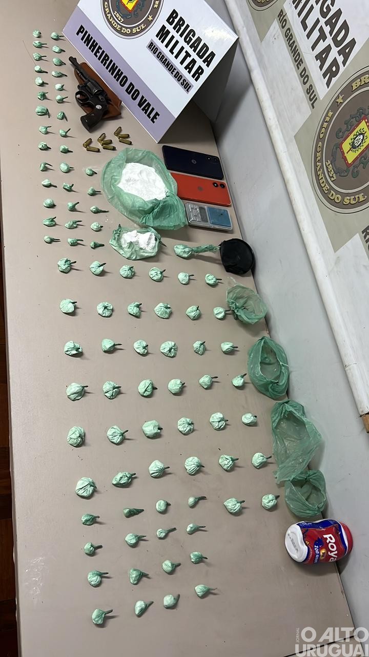 Polícia apreende indivíduos em depósito de ilícitos no município de Pinheirinho do Vale