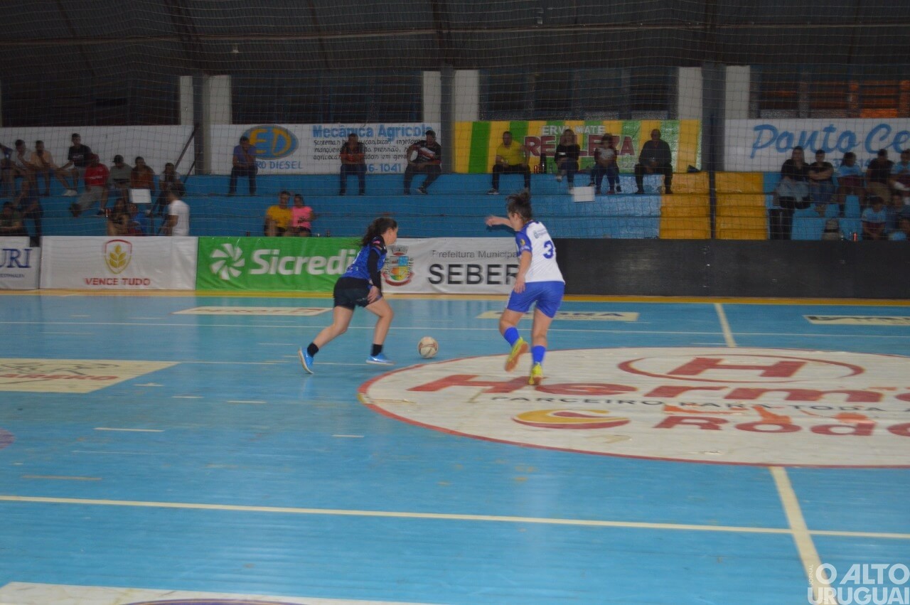 Copa Amzop tem partidas da categoria feminina neste sábado