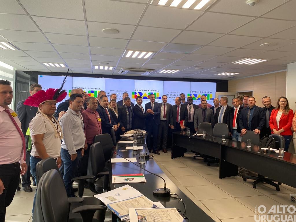 Prefeitos da região buscam recursos em Brasília