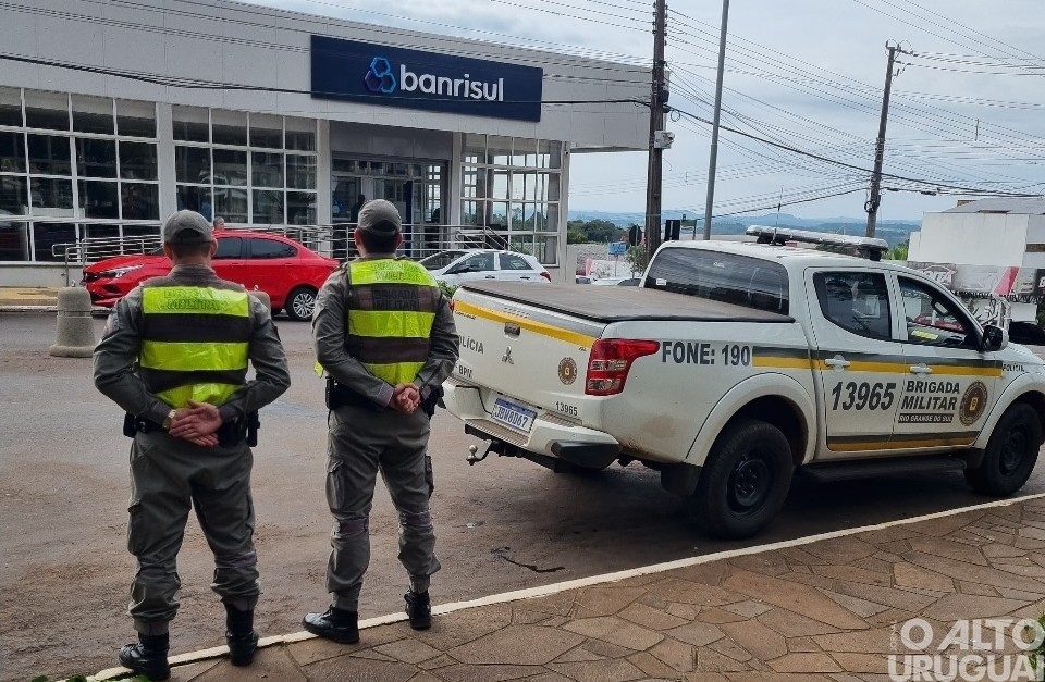 37º BPM intensifica fiscalização com "Operação Fecha Quartel"