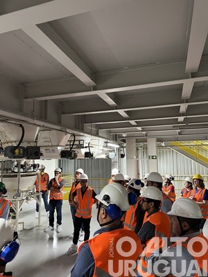 JBS apresenta a estrutura da fábrica de ração em Seberi