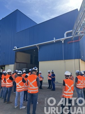 JBS apresenta a estrutura da fábrica de ração em Seberi