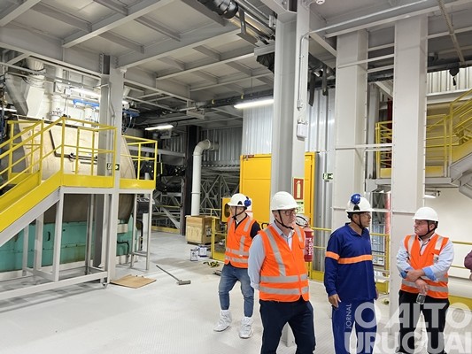 JBS apresenta a estrutura da fábrica de ração em Seberi