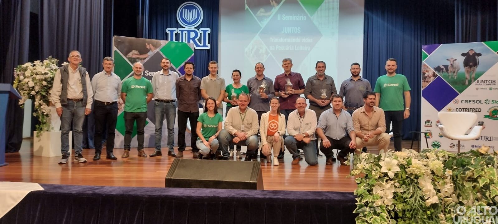 Seminário apresenta cases de sucesso na pecuária de leite