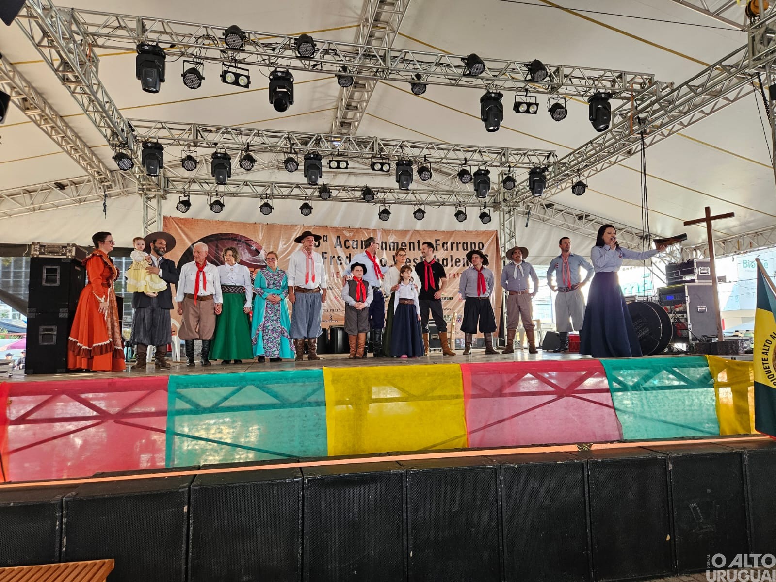 Desfile Farroupilha encerra programação em FW