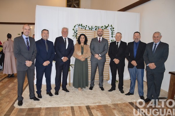 Câmara de Vereadores de Seberi homenageia pioneiros