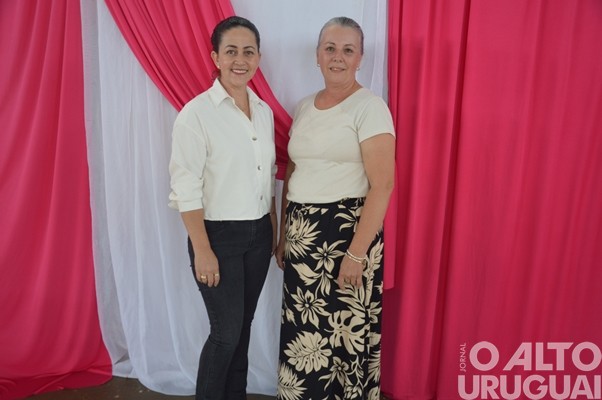 Centenas de mulheres participam de encontro em Jaboticaba